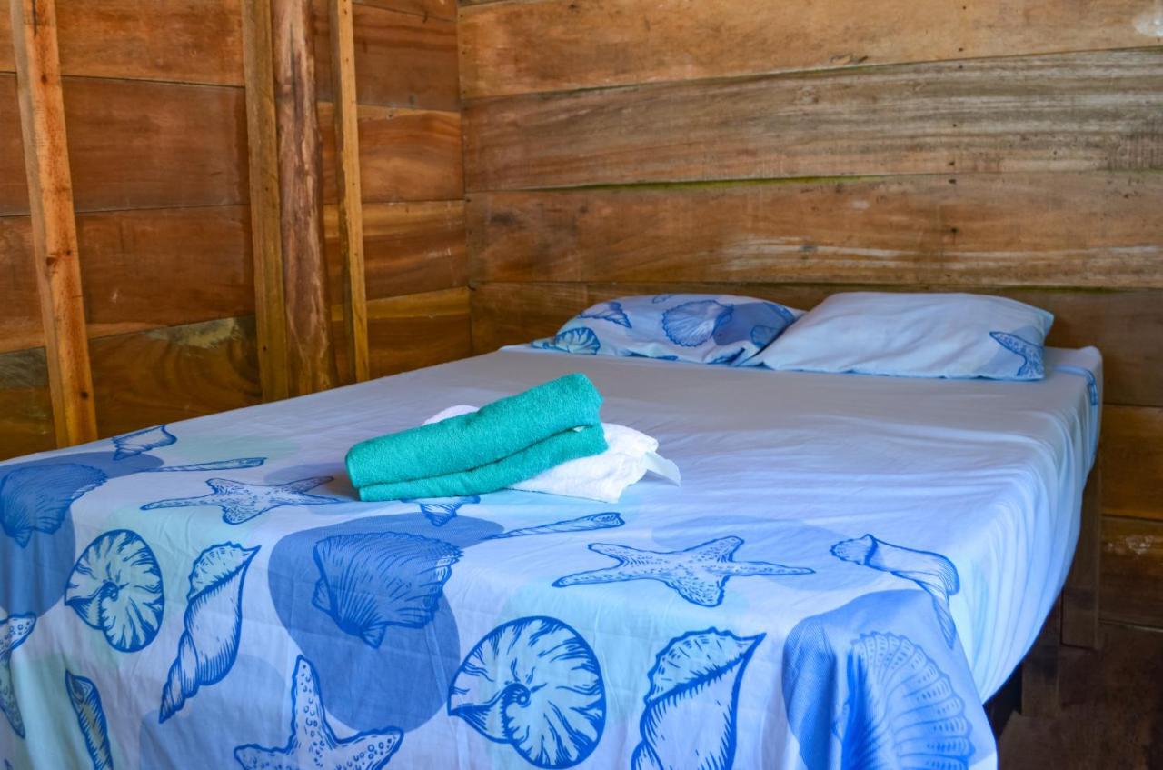 Hostal Velero Relax Guachaca Eksteriør bilde