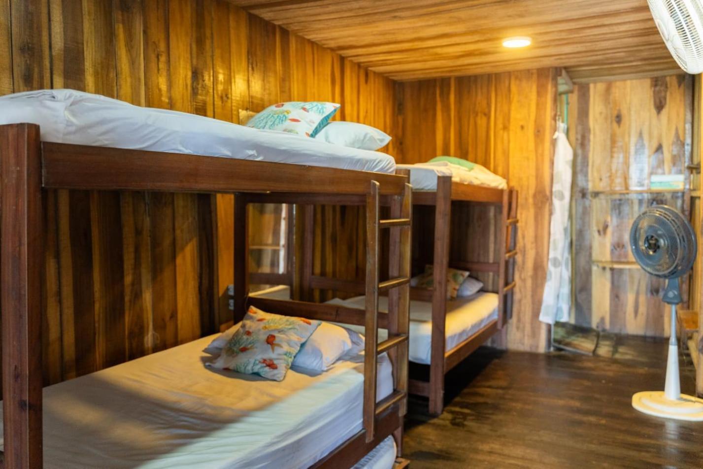 Hostal Velero Relax Guachaca Eksteriør bilde