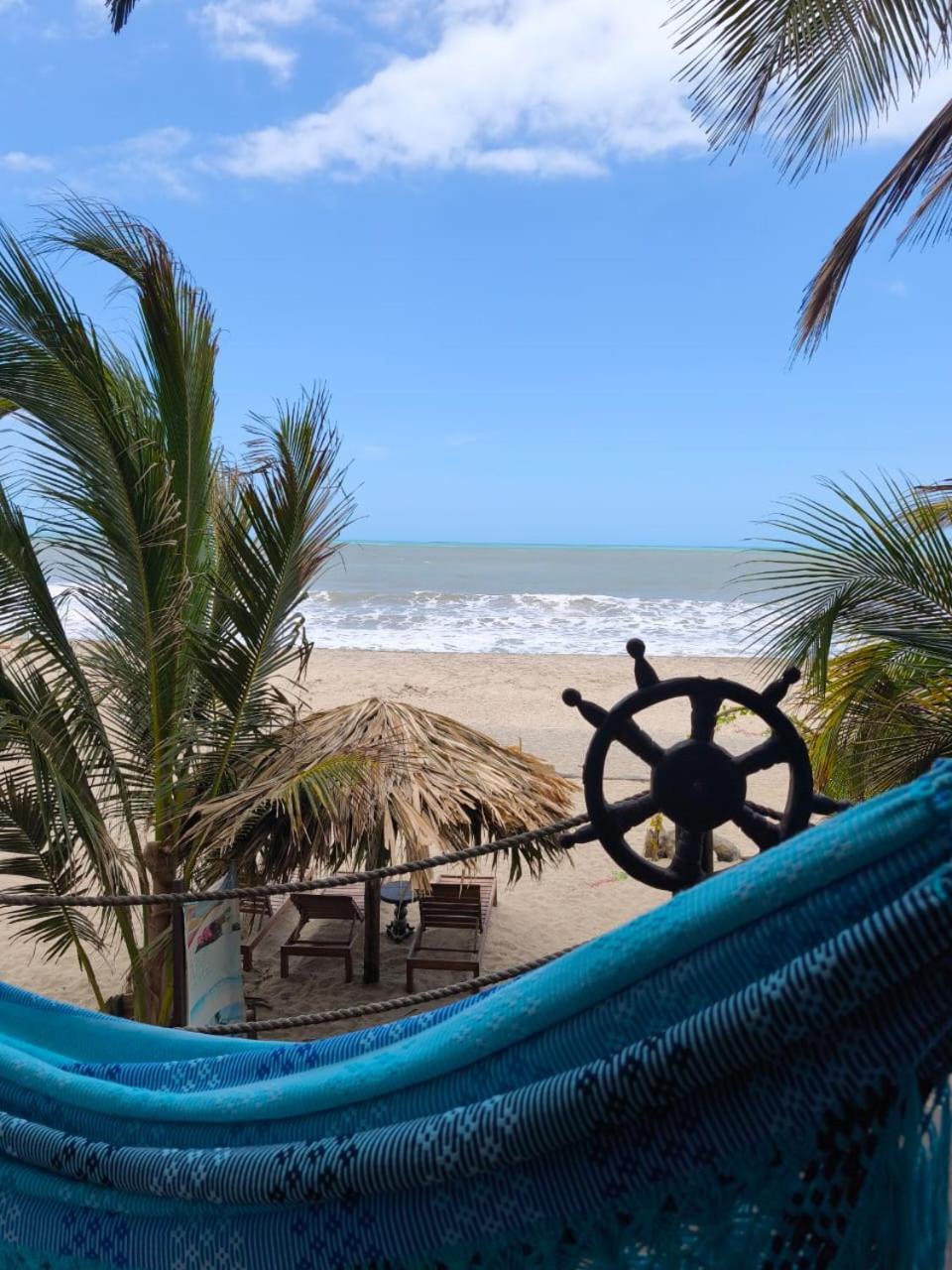 Hostal Velero Relax Guachaca Eksteriør bilde