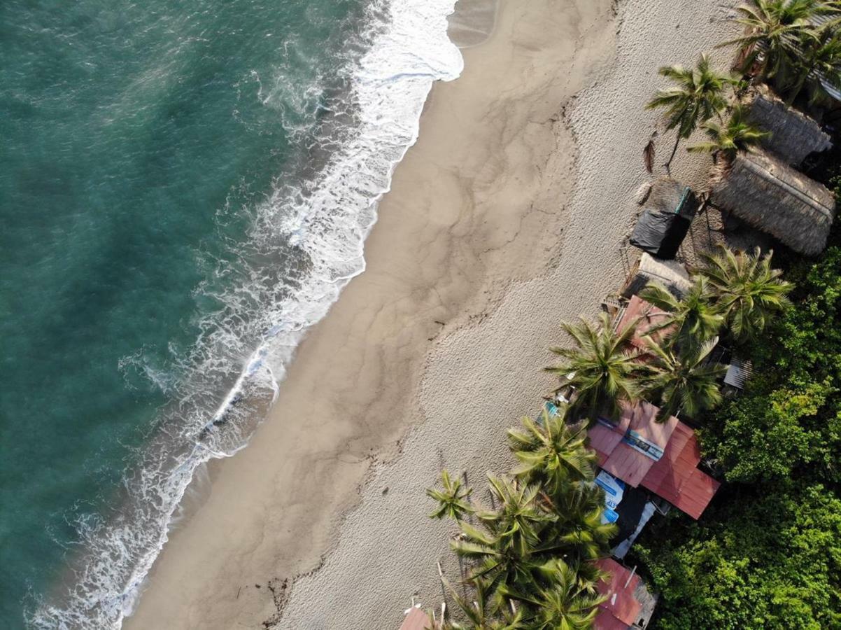 Hostal Velero Relax Guachaca Eksteriør bilde